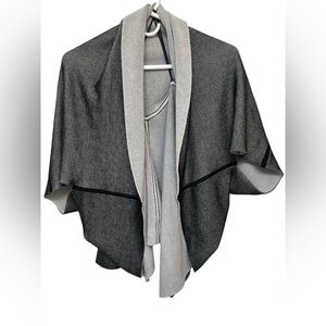 LULULEMON Exaltation Reversible Open Front Cardigan Gray black stripe